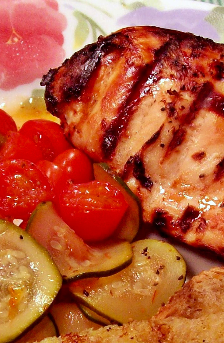 BBQ Chicken with Zucchini and Tomatoes