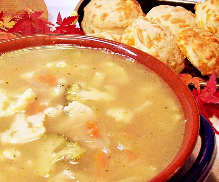 Chicken Cauliflower Soup with Cheese Biscuits