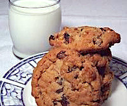 Oatmeal Raisin Walnut Cookies